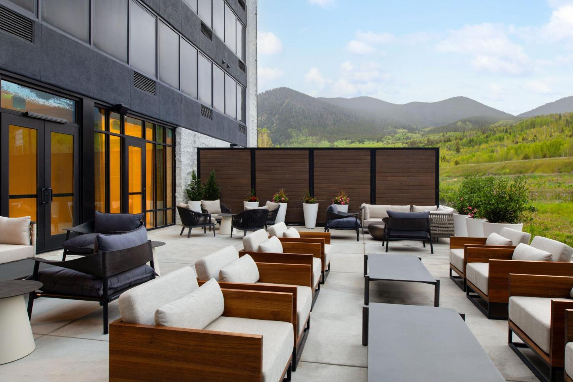 Ac Hotel By Marriott Frisco Colorado Exterior photo